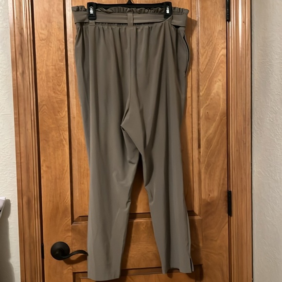 Stylus paper bag pants - Picture 5 of 5